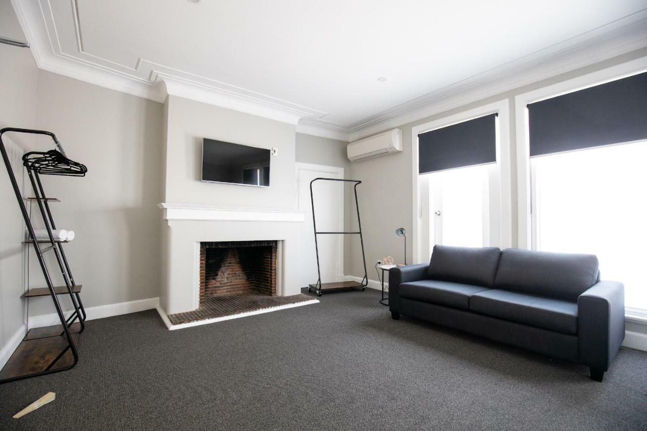 Horse And Jockey Hotel Homebush 悉尼 外观 照片