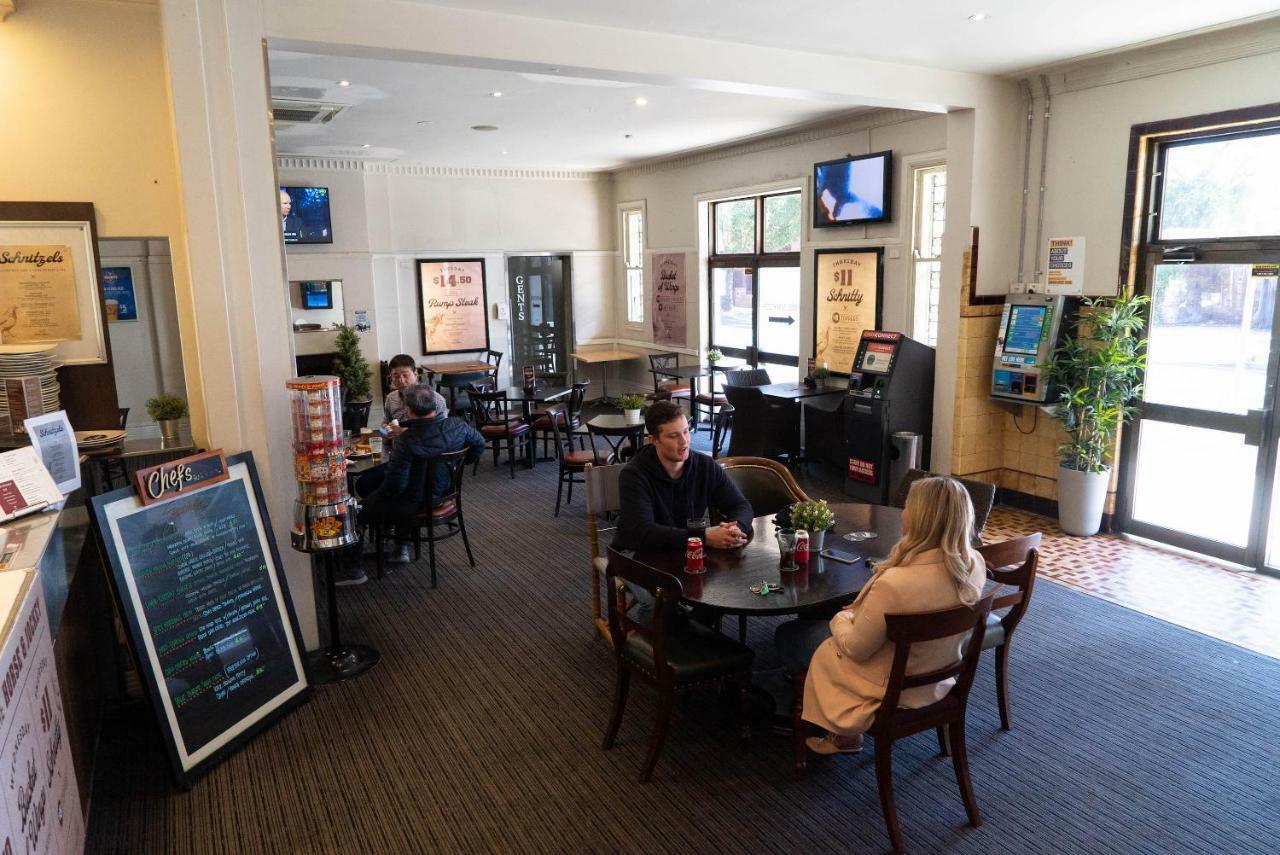 Horse And Jockey Hotel Homebush 悉尼 外观 照片
